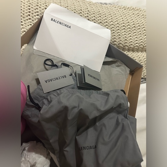 Balenciaga crocs - Picture 4 of 10